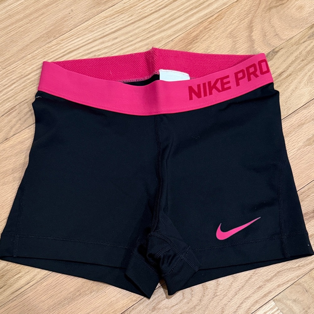 Nike Women's Athletic Shorts Black with Pink